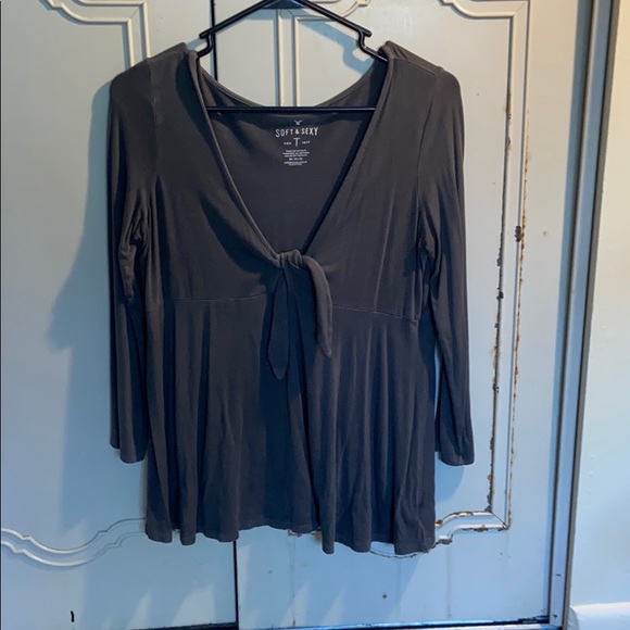 Aerie Grey Longsleeve Tee w/ Tie Front - Picture 3 of 3